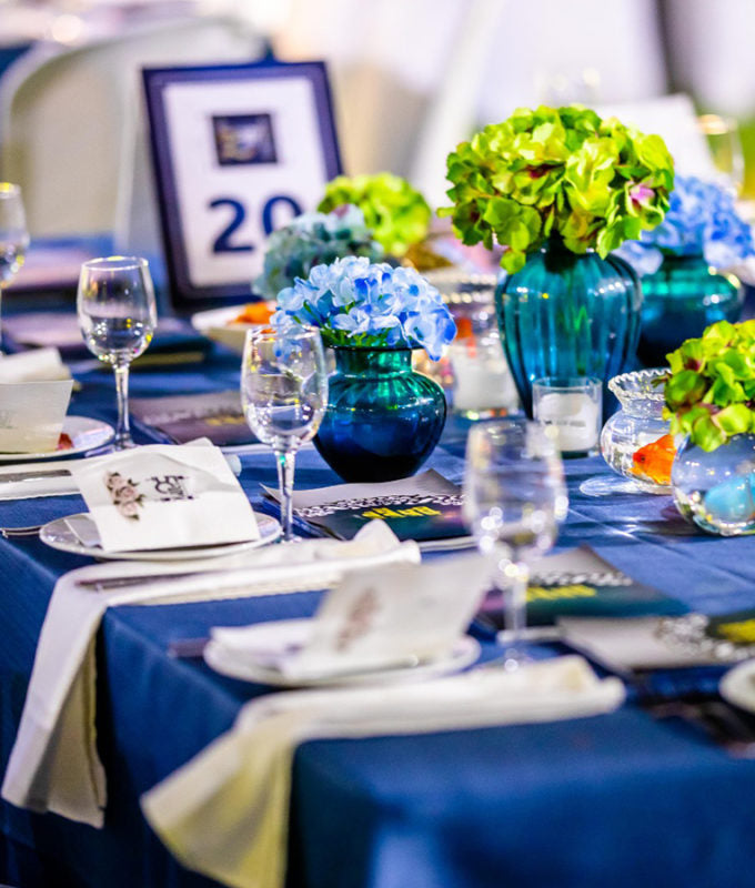 Zemiros Shabbos with flowers