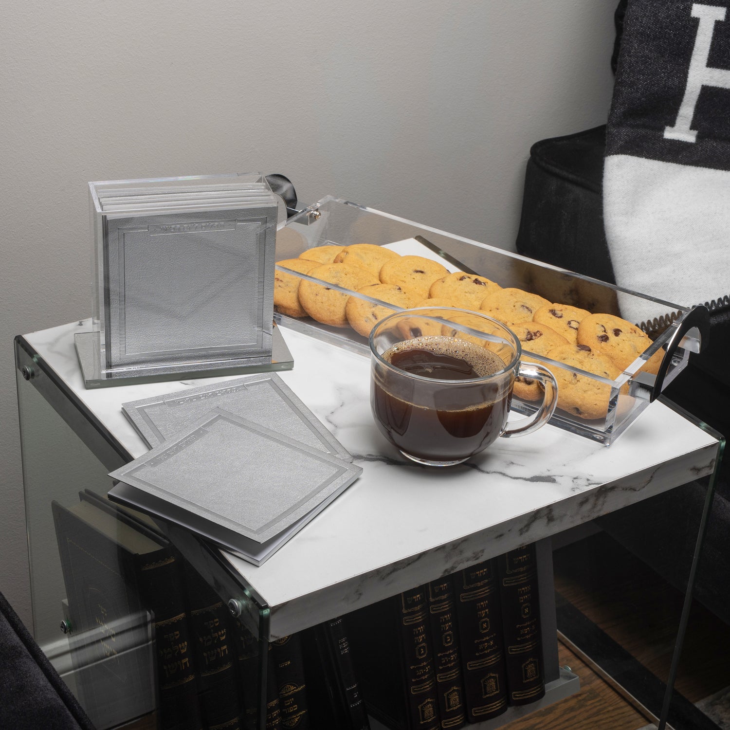 Lux Acrylic Bread Tray