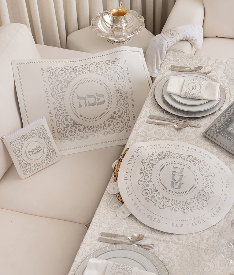 Elegant Pesach Set